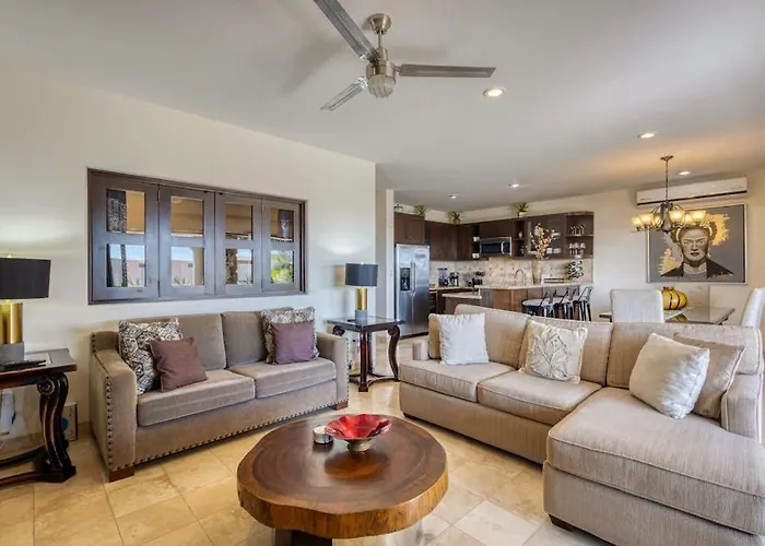 Ferienhaus Stylish With Pool, Ocean Views, Fitness & Private Patio Grill *