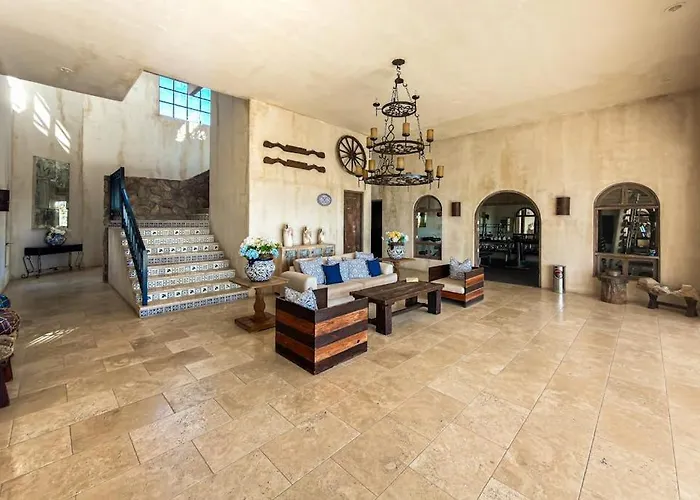 Stylish With Pool, Ocean Views, Fitness & Private Patio Grill Ferienhaus Cabo San Lucas