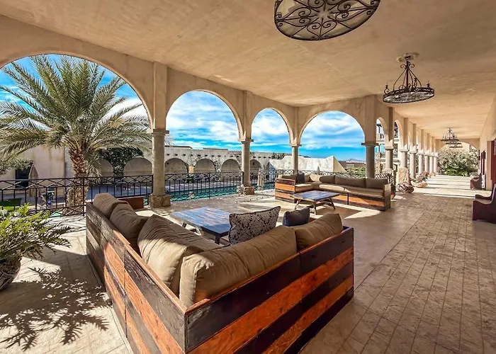 Stylish With Pool, Ocean Views, Fitness & Private Patio Grill * Cabo San Lucas